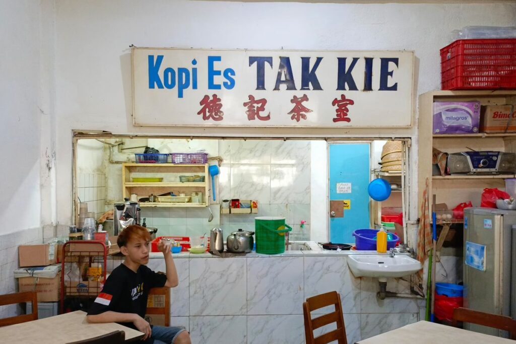 Kopi Es TAK KIE sejak 1927 - Kompas.com - Nur Wahyu Pratama